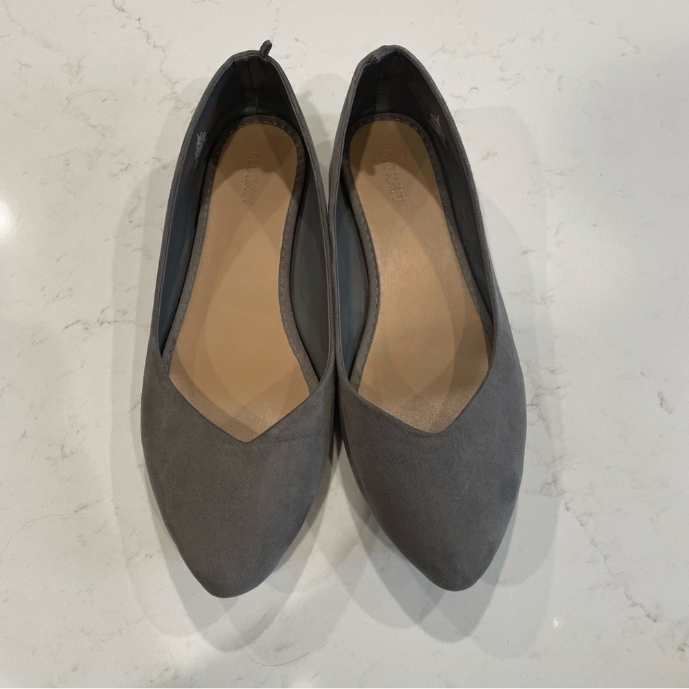 Old Navy faux suede flats